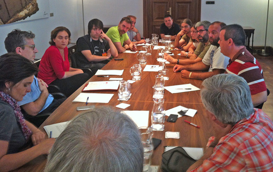 Reunió de treballadors de BTV amb Colau, Martí i Bañón